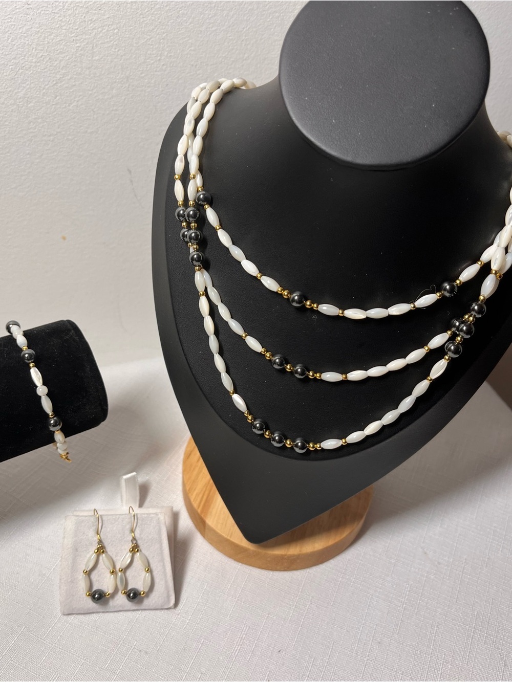 White & Black Beaded Layered Necklace Bracelet Earrings Set with Gold Accents
